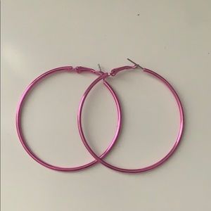 super cute pink chrome hoop earrings!!
